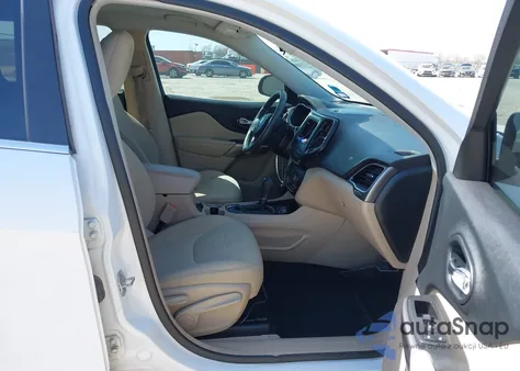 2019 Jeep Cherokee Latitude Fwd z USA, uszkodzony, nr VIN 1C4PJLCB3KD206256